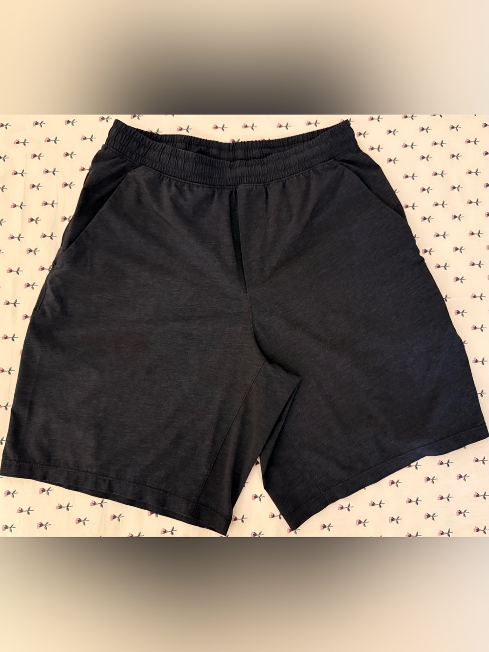 Lululemon Pace Breaker Linerless Shorts – M – Heathered Navy Blue-9” Inseam -EUC